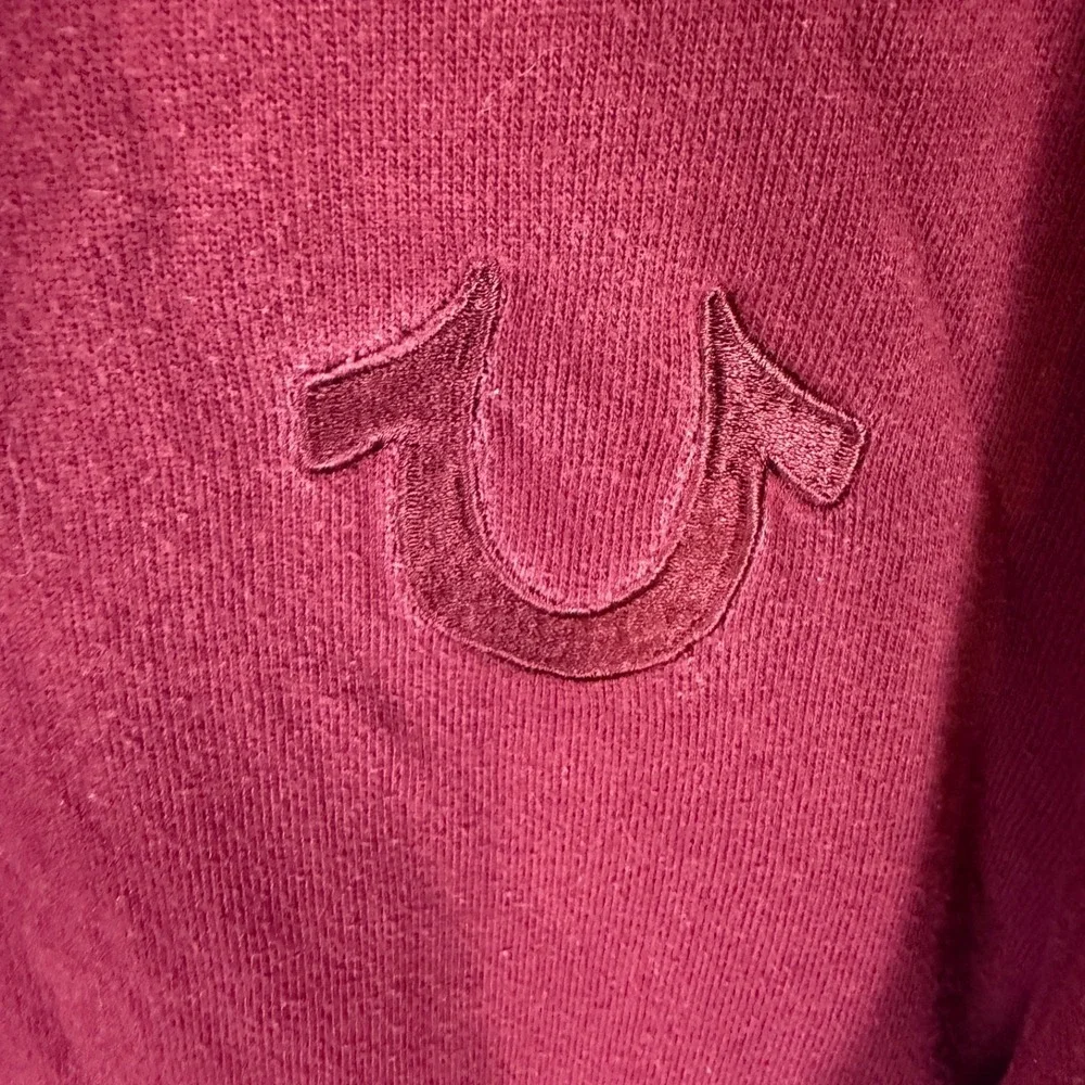 True Religion Logo Zip Hoodie‎ Sweat Jacket-Tone on Tone -Maroon-Size XL